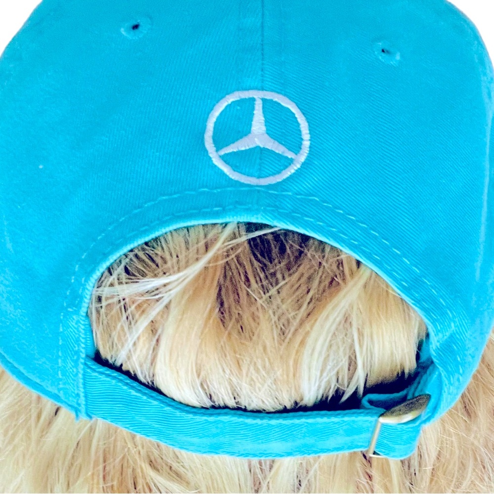 Mercedes Benz 🧢